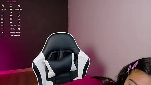 NanaRott online show from 07.03.26