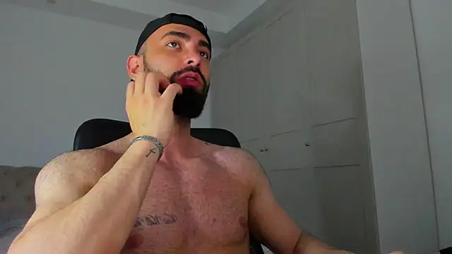 MichaelMasterss online show from 05.04.26