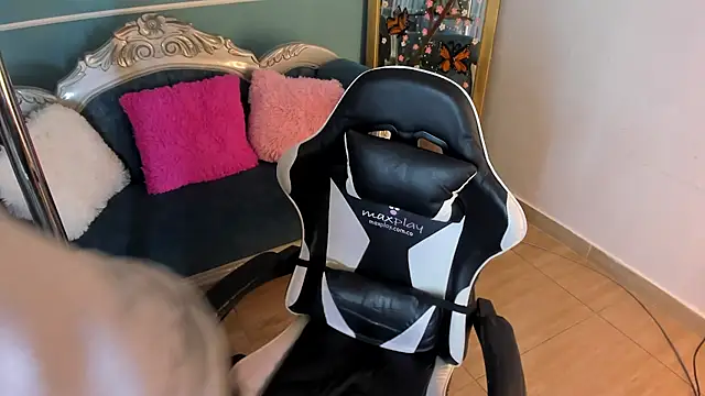  Jessy Moon  online show from 03.20.26