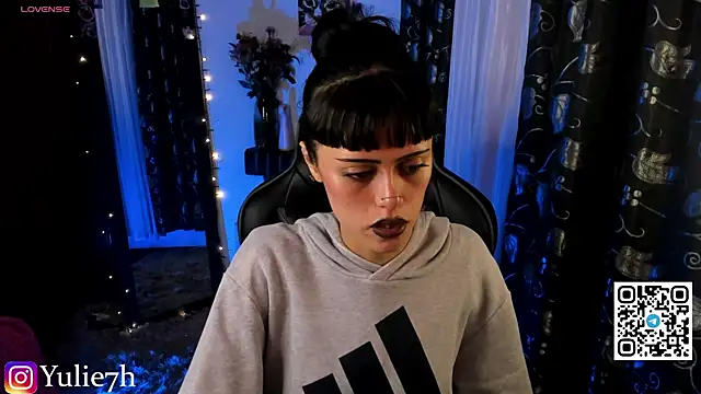 Snapshot of _Jessy_Moon_ chatting on 08.01.26 Jessy Moon online show from 08.01.26