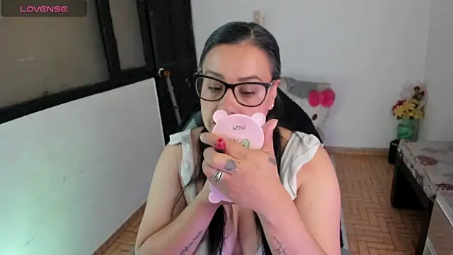 smile sweetpao online show from 02.17.26