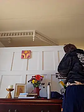 mossy kiss online show from 12.06.24