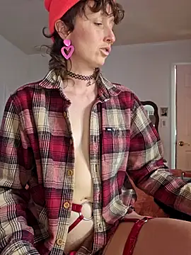 mossy kiss online show from 02.13.25