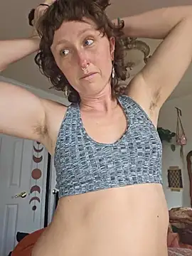 Snapshot of mossy_kiss chatting on 01.14.26 mossy kiss online show from 01.14.26