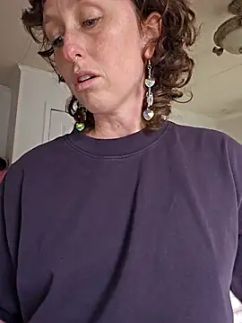 Snapshot of mossy_kiss chatting on 01.15.26 mossy kiss online show from 01.15.26