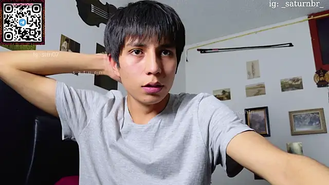 Snapshot of seraph1n chatting on 09.16.25 seraph1n online show from 09.16.25