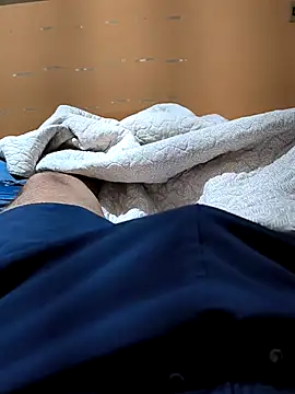 trimineiro  online show from 12.15.25