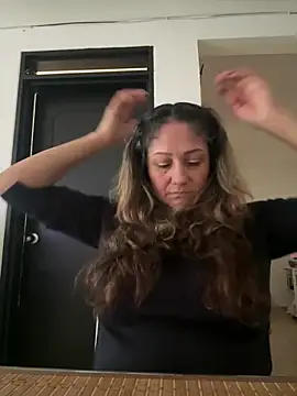 Snapshot of gabiTetas chatting on 02.21.26 gabiTetas online show from 02.21.26