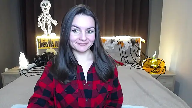 JasmineAsha online show from 10.31.25