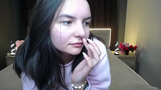 JasmineAsha online show from 01.18.26