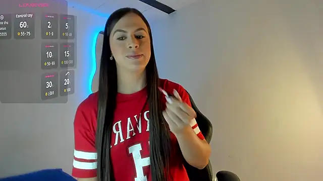 Snapshot of Naughtysofiaa chatting on 02.18.26 Naughtysofiaa online show from 02.18.26