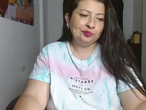 Victoriaevans1 online show from 06.04.26