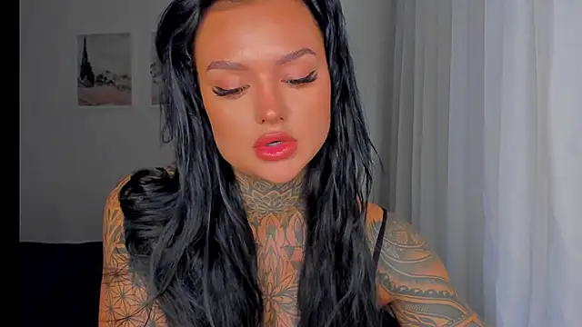 Snapshot of pantera_flashh chatting on 10.25.25 pantera flashh online show from 10.25.25