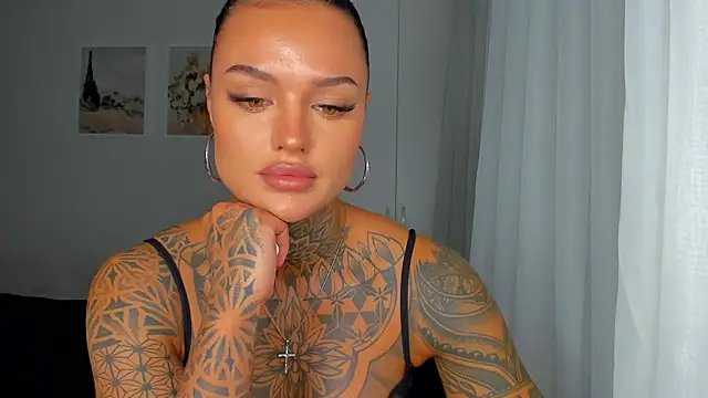 Snapshot of pantera_flashh chatting on 11.15.25 pantera flashh online show from 11.15.25