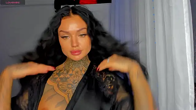 Snapshot of pantera_flashh chatting on 11.29.25 pantera flashh online show from 11.29.25