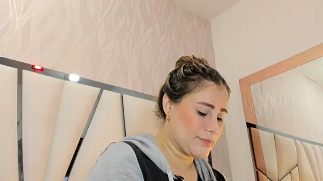 kimberly7  online show from 10.30.25