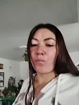 Snapshot of katha_steele_ chatting on 12.22.25 katha steele online show from 12.22.25