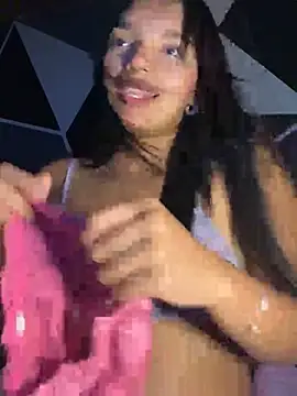 Snapshot of emilyharber chatting on 11.28.25 emilyharber online show from 11.28.25