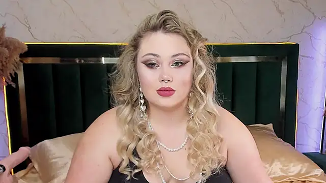 Snapshot of rosal1a chatting on 01.23.25 rosal1a online show from 01.23.25