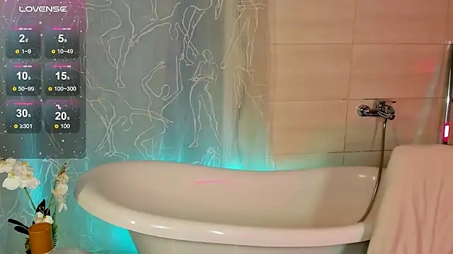 Phoenix Margo online show from 03.04.25