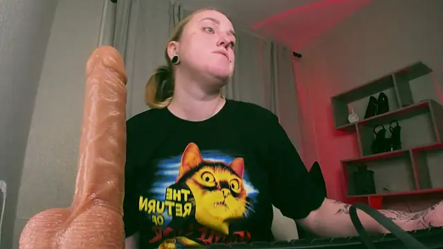 Frau  Lilith online show from 01.23.25