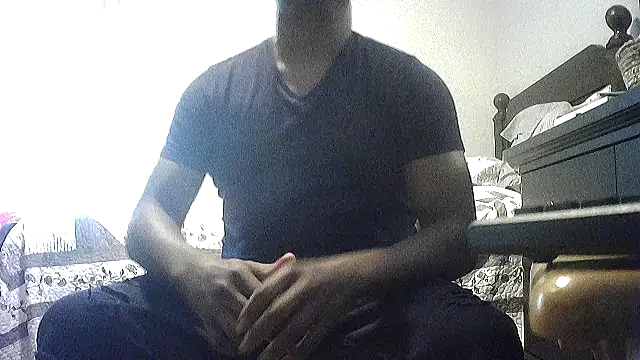 Snapshot of ThugDick79 chatting on 06.17.26 ThugDick79 online show from 06.17.26
