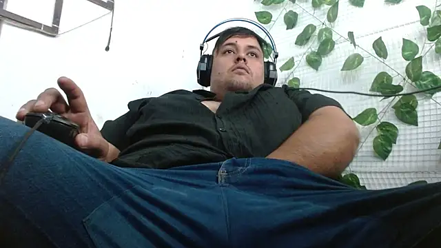 Snapshot of altairstudiosvip_ chatting on 11.08.25 altairstudiosvip online show from 11.08.25