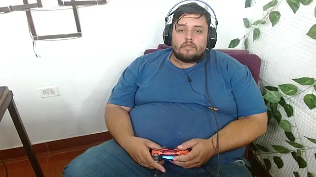 Snapshot of altairstudiosvip_ chatting on 12.16.25 altairstudiosvip online show from 12.16.25