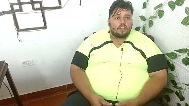 Snapshot of altairstudiosvip_ chatting on 12.18.25 altairstudiosvip online show from 12.18.25