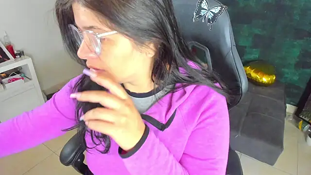 BellaFlaming online show from 01.22.25