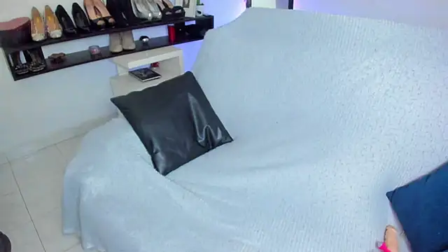 BellaFlaming online show from 02.02.26