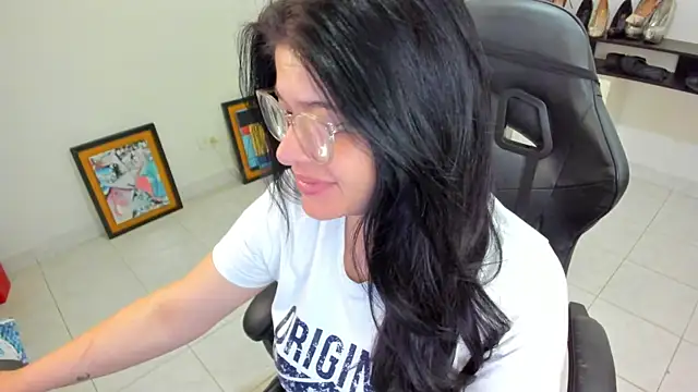 BellaFlaming online show from 04.23.26