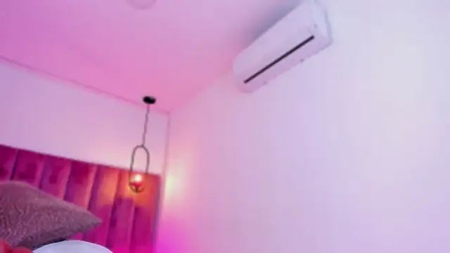 Snapshot of babepolly chatting on 02.19.26 babepolly online show from 02.19.26