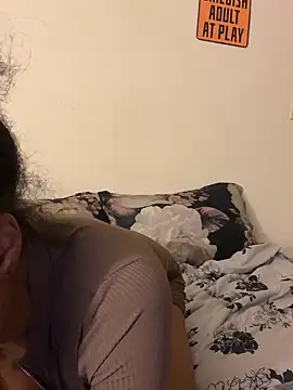 Snapshot of Iceblanca chatting on 03.11.25 Iceblanca online show from 03.11.25