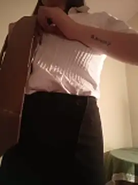 Snapshot of AmazingFuckCam chatting on 05.16.26 AmazingFuckCam online show from 05.16.26