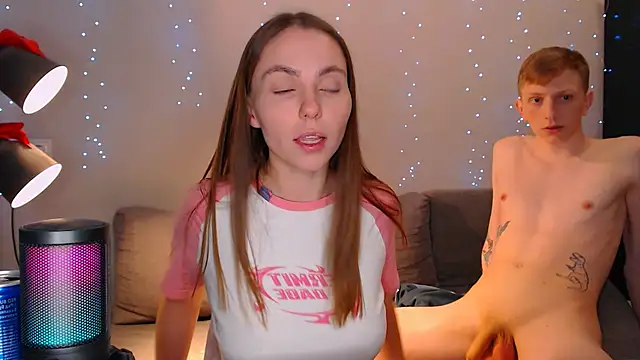 juliaanddima online show from 02.22.25