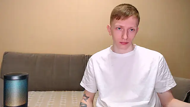 juliaanddima online show from 03.10.26