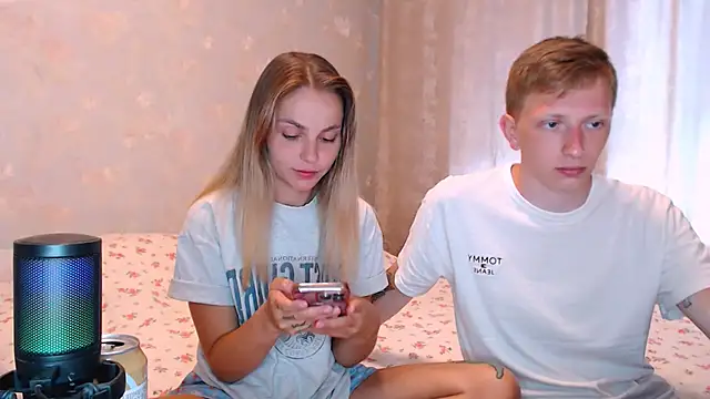juliaanddima online show from 07.14.26