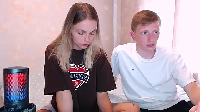 juliaanddima online show from 07.17.26