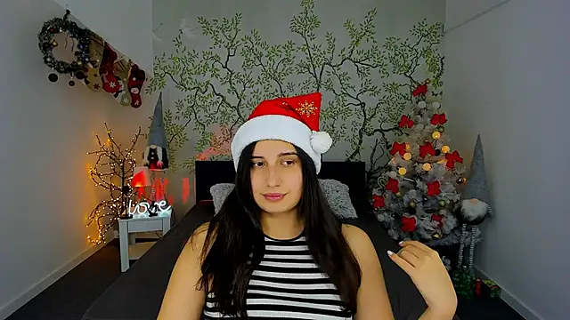 Snapshot of Linda_EX chatting on 12.23.24 Linda EX online show from 12.23.24