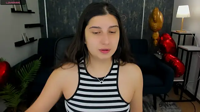 Snapshot of Linda_EX chatting on 02.15.25 Linda EX online show from 02.15.25