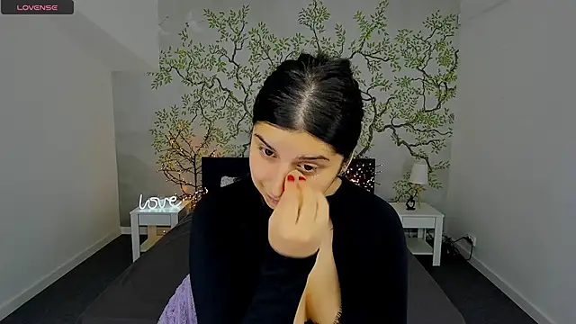 Snapshot of Linda_EX chatting on 03.21.25 Linda EX online show from 03.21.25