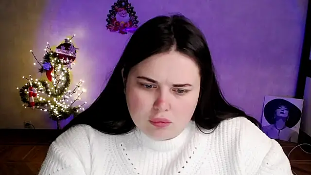 Emily Mo online show from 01.11.26