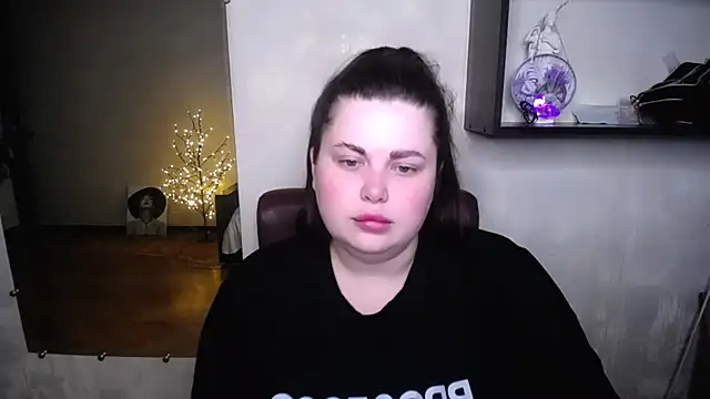 Emily Mo online show from 07.02.26