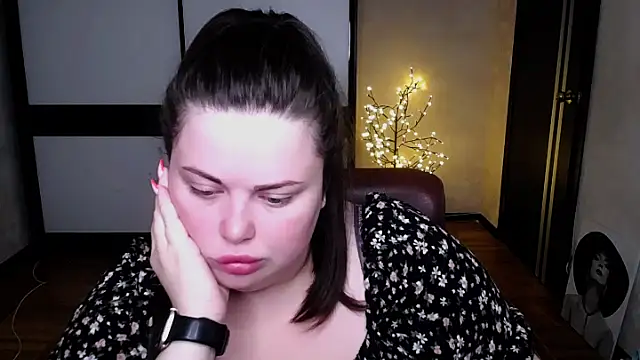 Emily Mo online show from 07.15.26