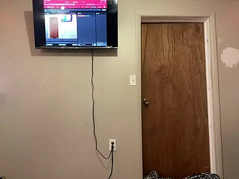 Snapshot of 1Lustfully_yours chatting on 02.10.26 1Lustfully yours online show from 02.10.26