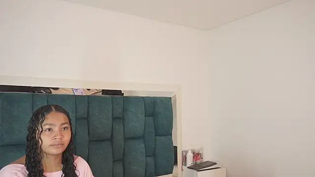 Snapshot of Anais_aradia chatting on 07.02.26 Anais aradia online show from 07.02.26