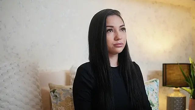 AmyKaiya online show from 03.04.26