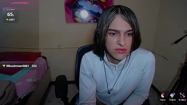 Snapshot of sweet1Girl chatting on 02.19.25 sweet1Girl online show from 02.19.25