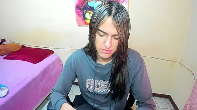 Snapshot of sweet1Girl chatting on 03.19.25 sweet1Girl online show from 03.19.25